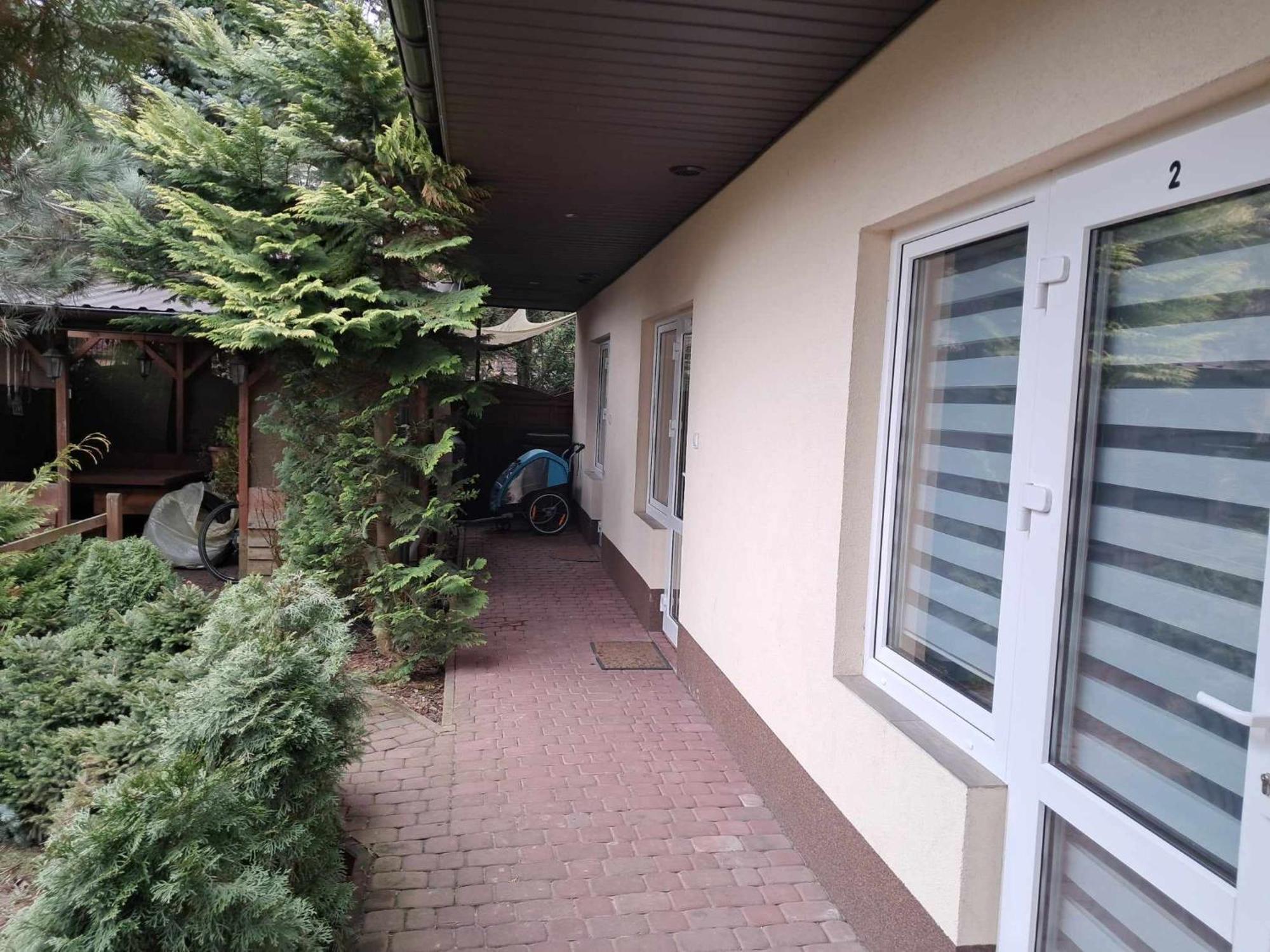 Noclegi Julia Pokoje 1-3 Parter Sniadanie Kontynentalne Kielce Exteriér fotografie