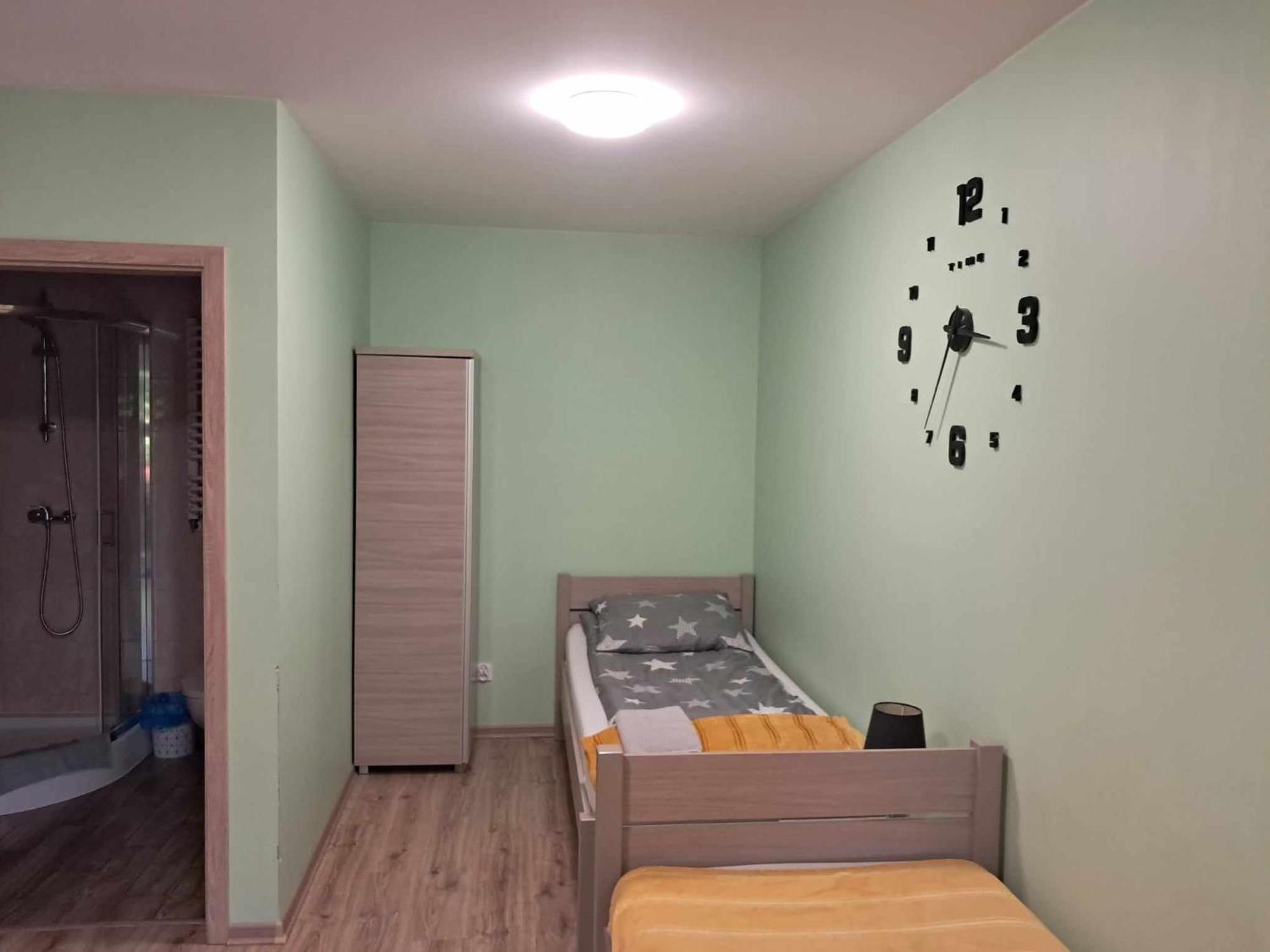Noclegi Julia Pokoje 1-3 Parter Sniadanie Kontynentalne Kielce Exteriér fotografie